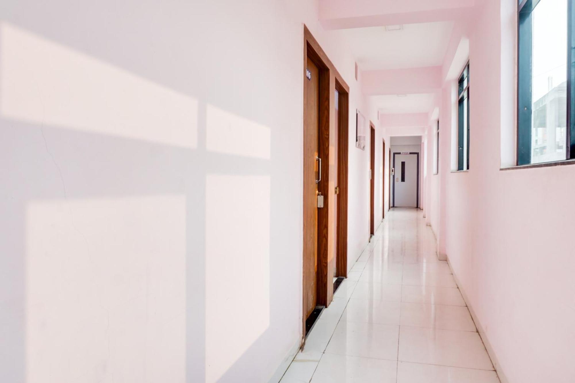 Super Collection O Chandan Nagar Kharadi Formerly Kharadi Inn Púna Kültér fotó